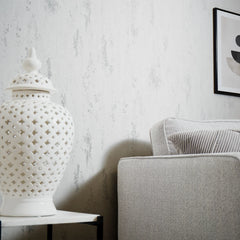 Manhattan Modern Wallpaper in White