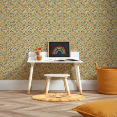 Ditsy Gardenia Wallpaper in Lemon