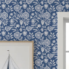 Country Floral Wallpaper in Blue