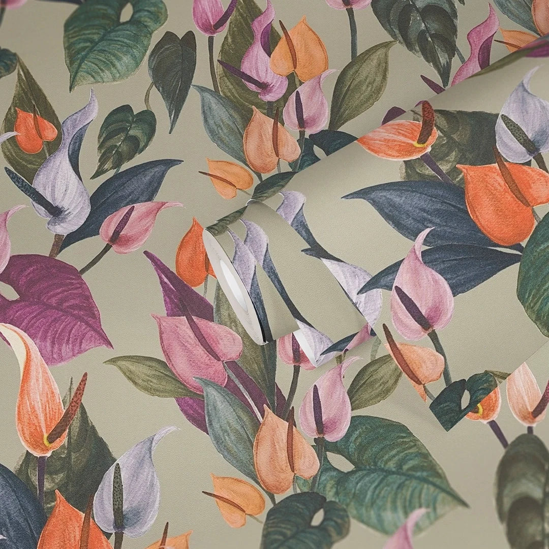 Foliage Flow Wallpaper in Green