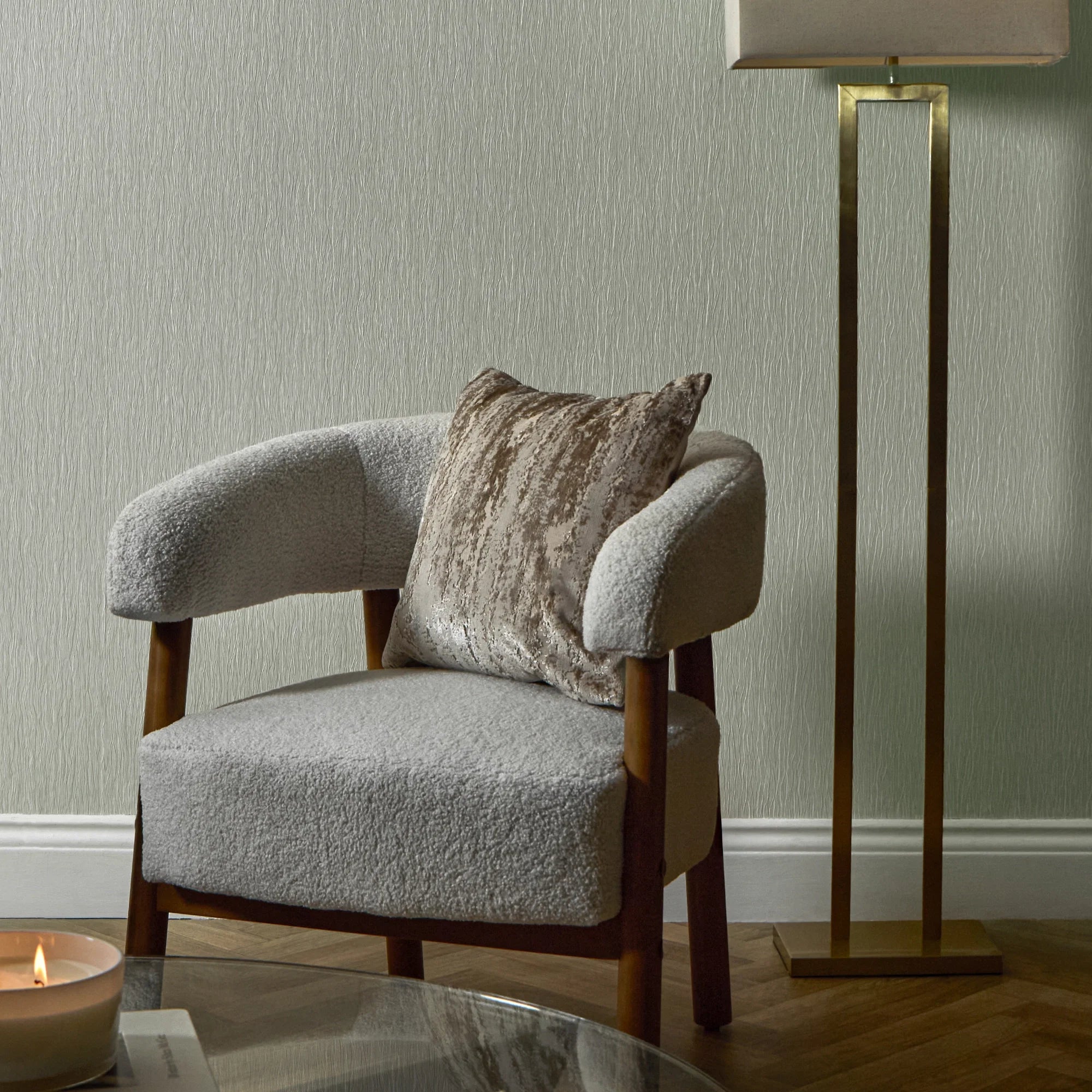 Crushed Silk Wallpaper in Light Grey