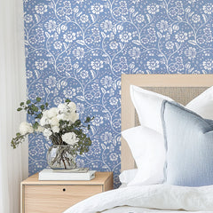 Folksy Floral Wallpaper in Cornflower Blue